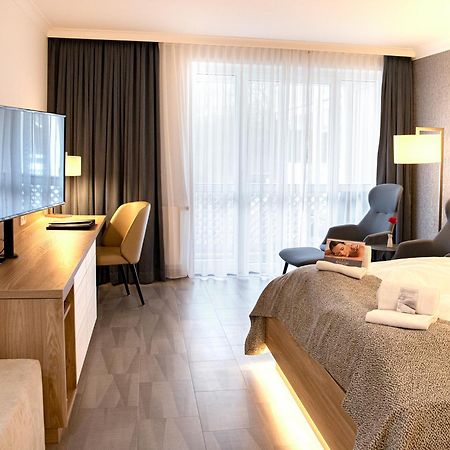Hotel St. Wolfgang บัด กรีสบาค ภายนอก รูปภาพ